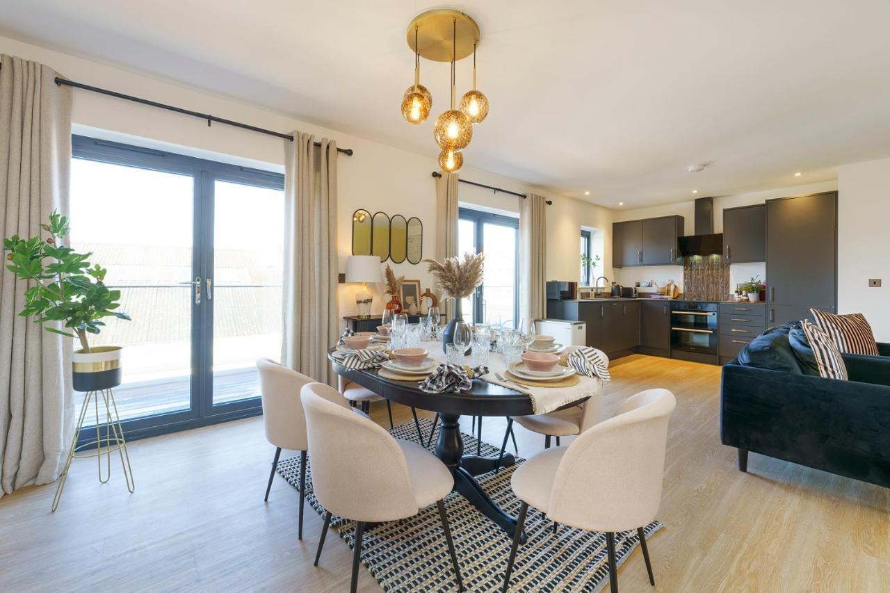 Alba - 2 Bedroom Luxury Apartment By Mint Stays ブリストル エクステリア 写真