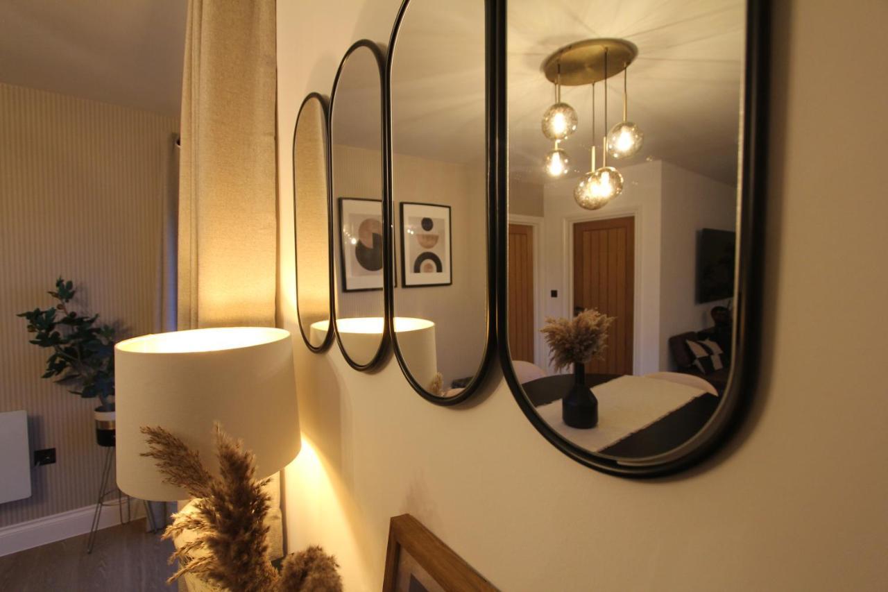 Alba - 2 Bedroom Luxury Apartment By Mint Stays ブリストル エクステリア 写真
